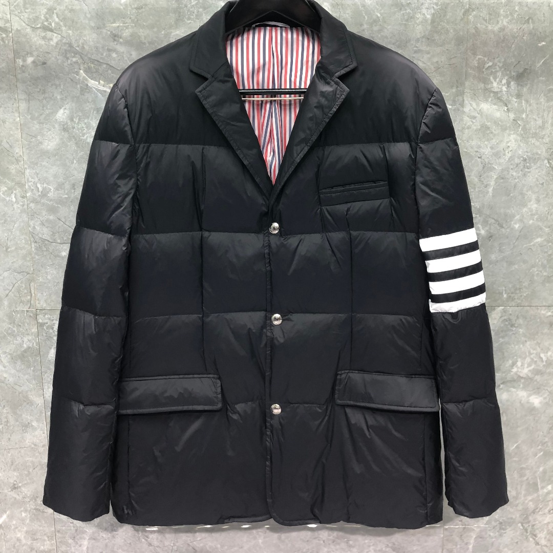 4바 수트 다운자켓