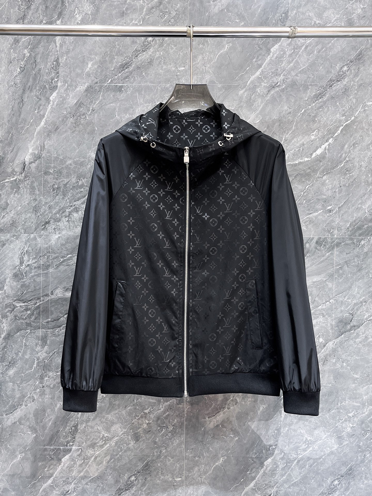 루이비통  2024 신상 패션 캐주얼 후드 점퍼