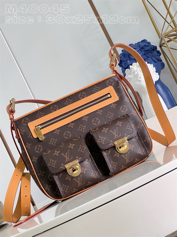 LOUIS VUITTON 루이비통 모노그램 허드슨 숄더백 GM M40045
