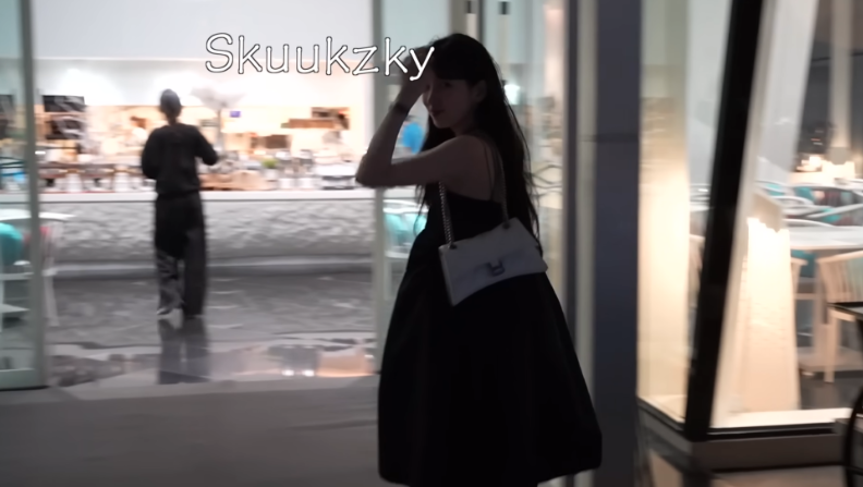 [미스에이 수지] BALENCIAGA 발렌시아가 크러쉬백 XS 옵틱 화이트