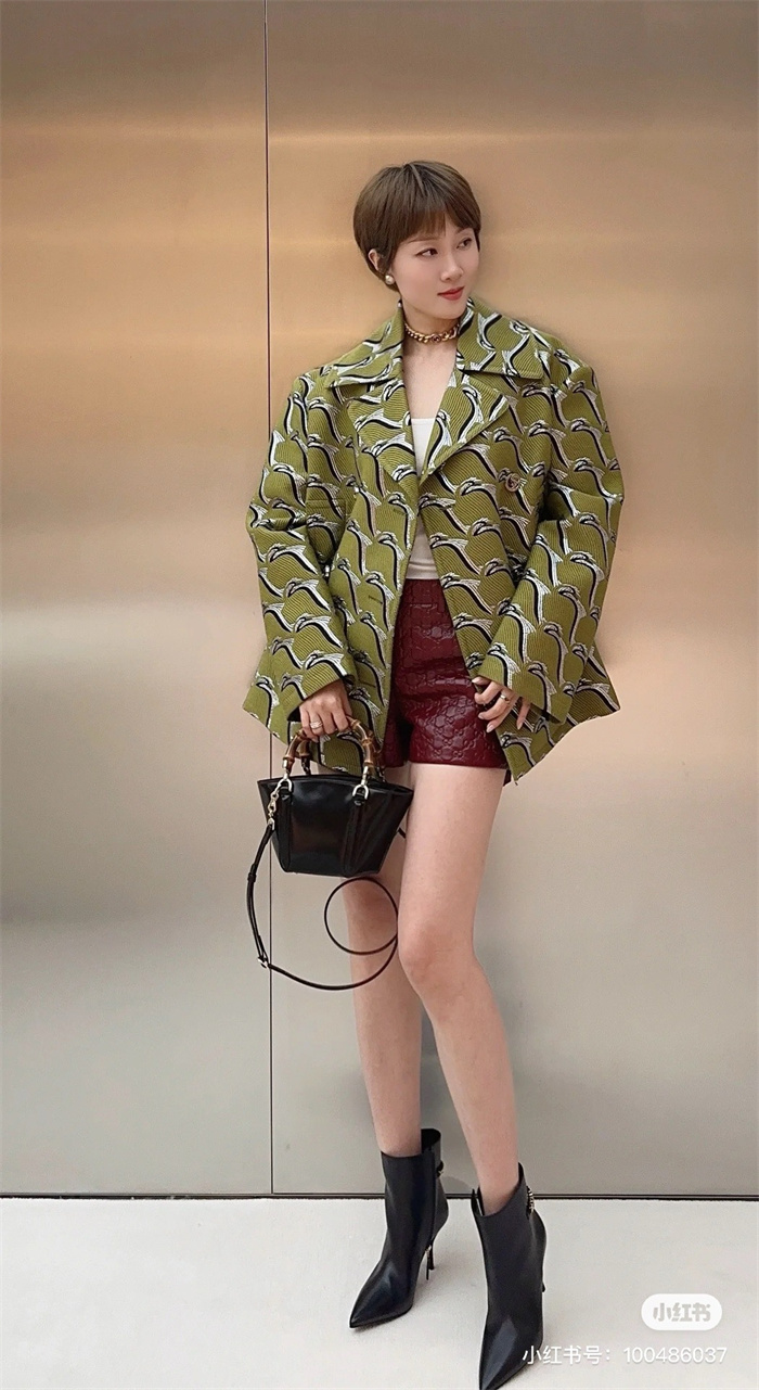 GUCCI 구찌 뱀부 탑 핸들 미니 토트백 805832 2024/신상 2color