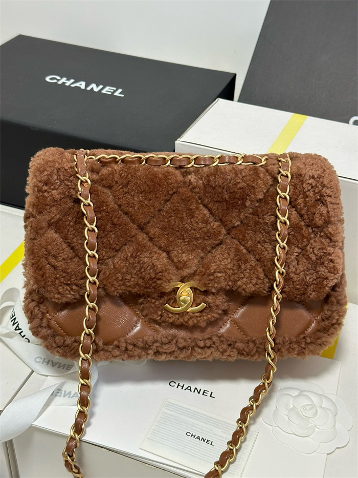 CHANEL 샤넬 시어링 스몰&라지 플랩백 AS5149 2024/신상
