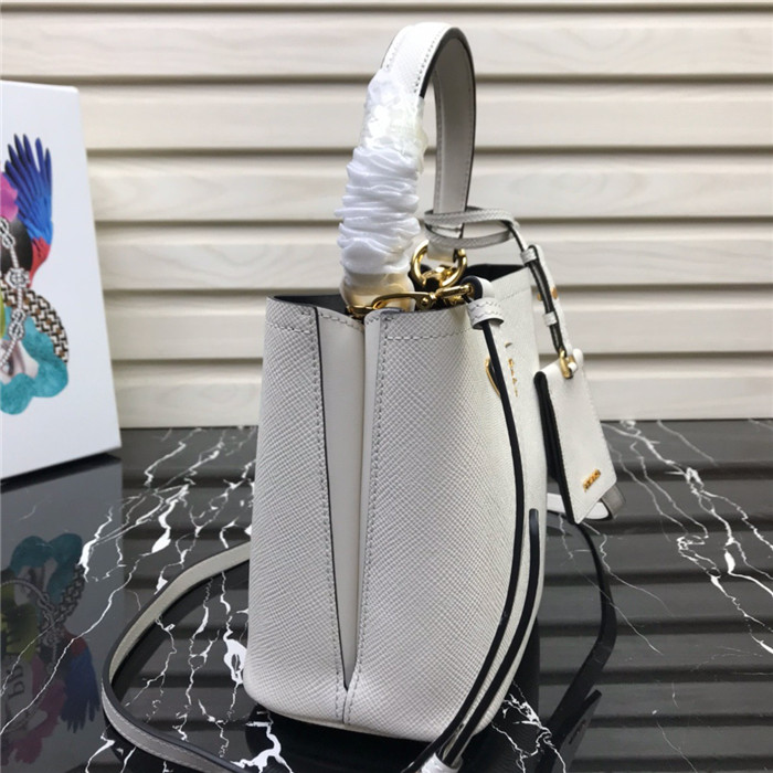 20241231160222/3f8cf47ab4a2b5a4c043b3b4580bb368_1590696643_1691.jpg Array