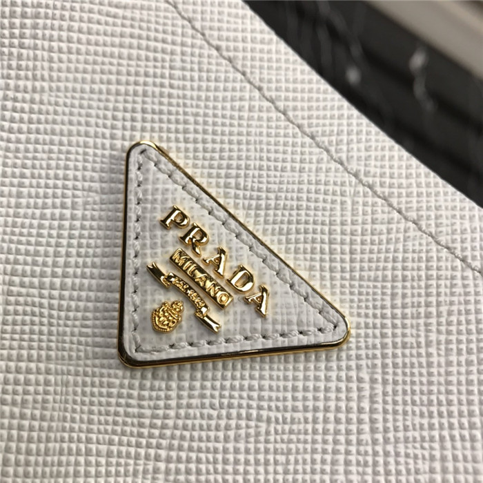 20241231160222/3f8cf47ab4a2b5a4c043b3b4580bb368_1590696645_2272.jpg Array