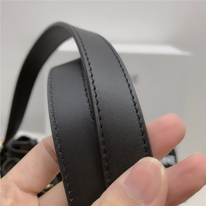 20241231160222/3f8cf47ab4a2b5a4c043b3b4580bb368_1590705606_0371.jpg Array