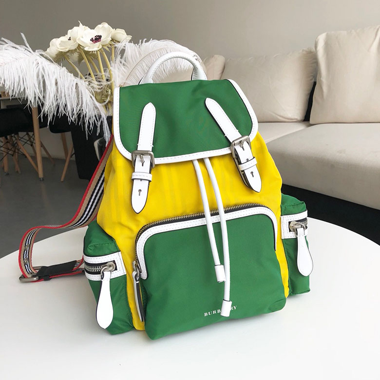 버버리 백팩 신상 B809910-2