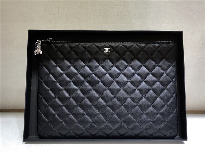 샤넬 램스킨 클러치 34CM AS1011