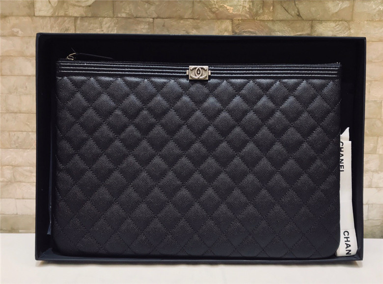  CHANEL 샤넬 캐비어 클러치 33CM  AS1055