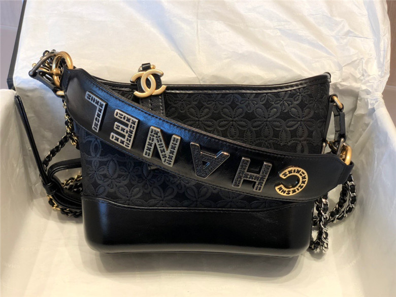 샤넬 가브리엘 호보백 A08022 신상