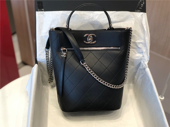 샤넬 버킷백 스몰 AS0577 신상