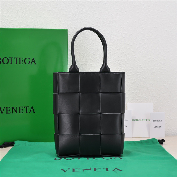 BOTTEGA VENETA   보테가베네타 미니 토트백 B66880