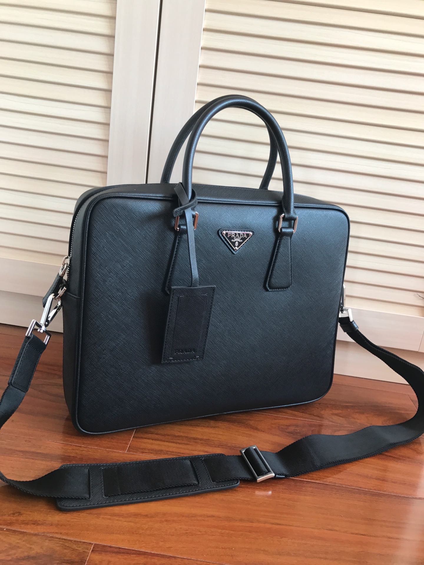 20241231160222/998c617b6b4033d4b5ba6d56ef6c47c7_1586154641_2989.jpg Array