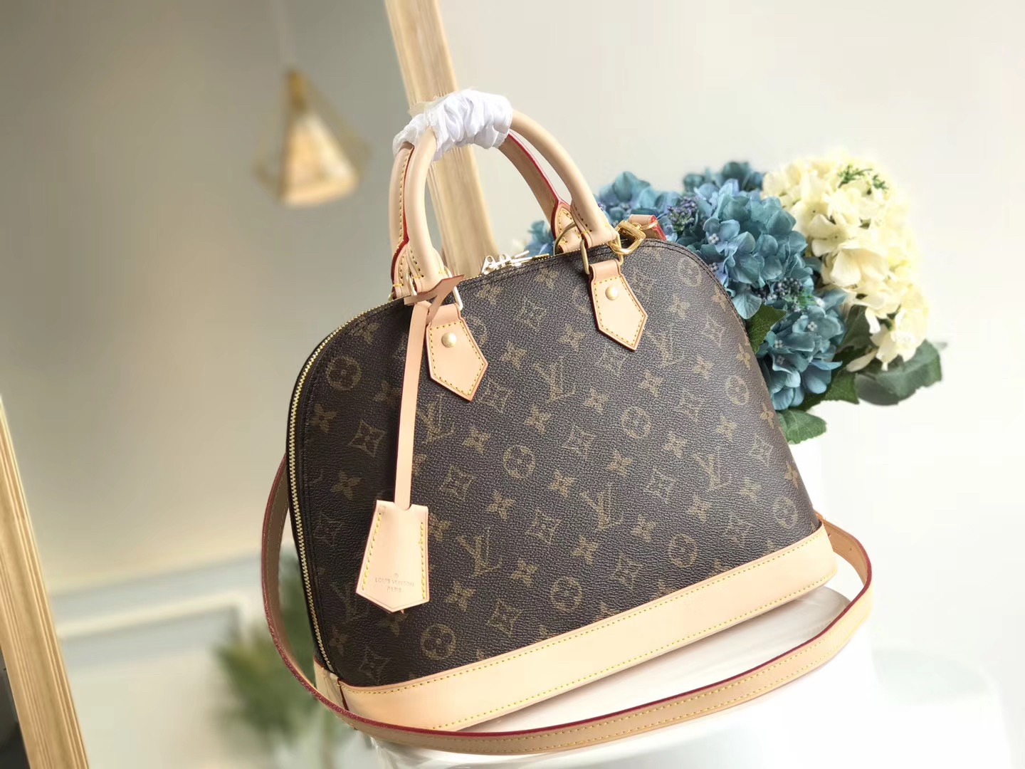  Louis Vuitton 루이비통 알마 MONOGRAM ALMA MM M53151