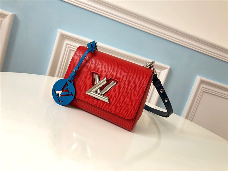 루이비통 트위스트 미니 숄더백 M52500 신상