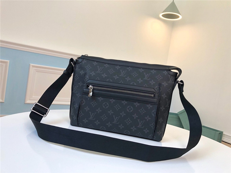 루이비통 오디세이 메신저백 미듐 M44223 신상