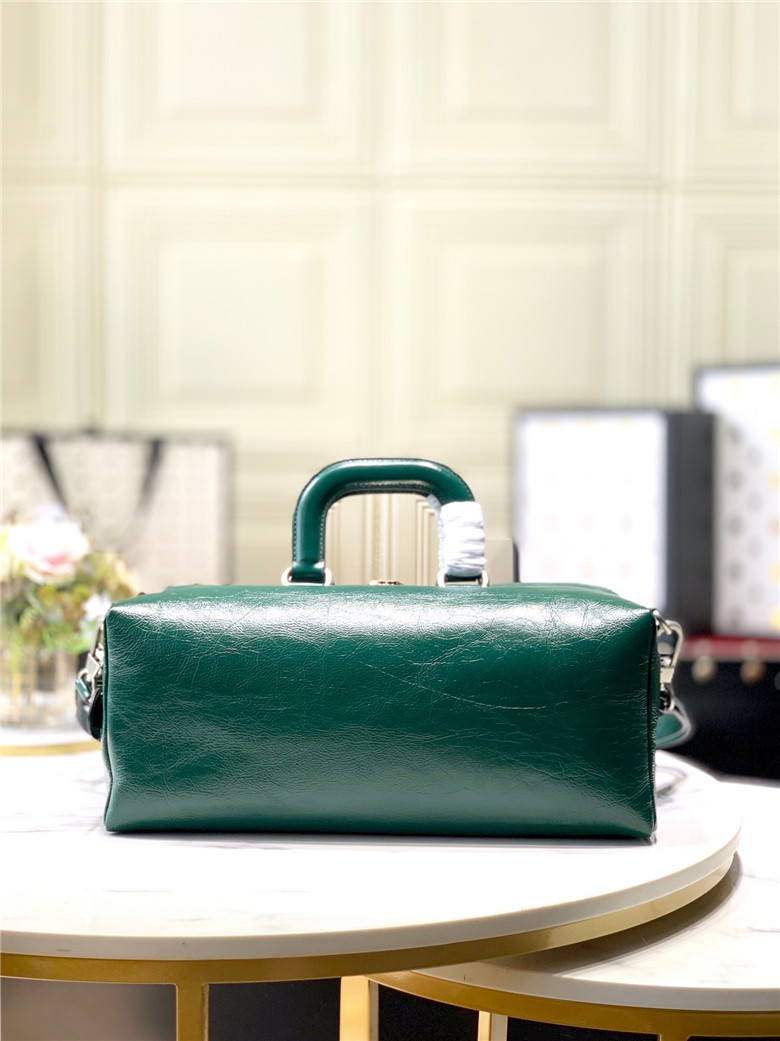 구찌 토트&크로스 587866 신상