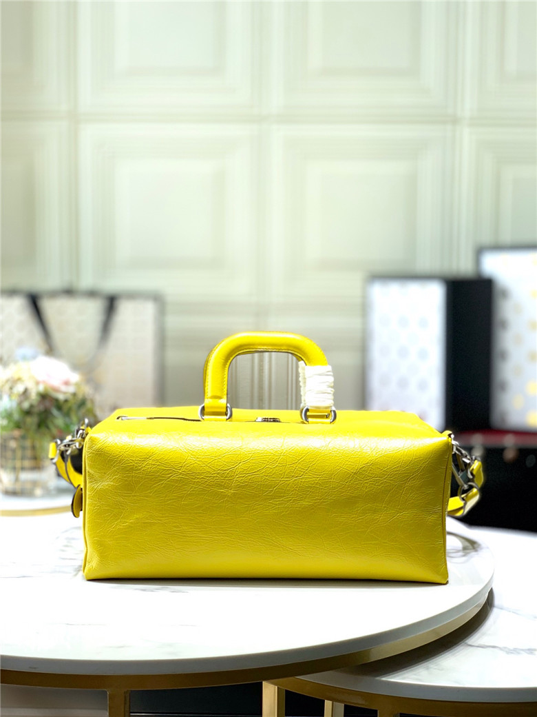 구찌 토트&크로스 587866 신상