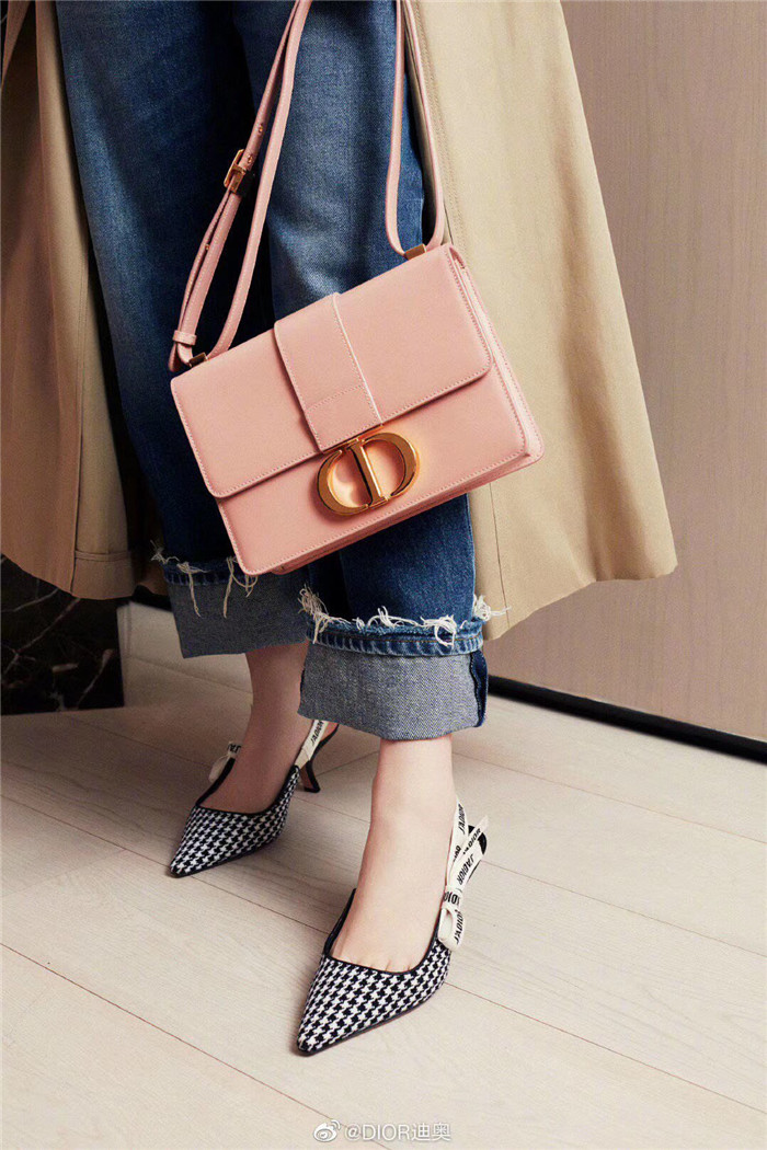 디올 써티 몽테인백 D89151-6 신상