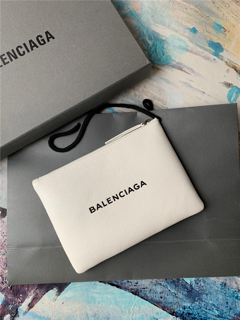 발렌시아가 클러치 미듐 신상 B19036-4