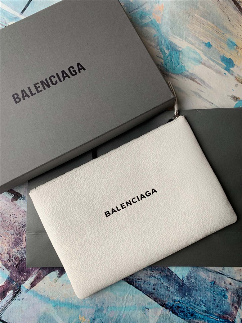 발렌시아가 클러치 라지 신상 B19036-3