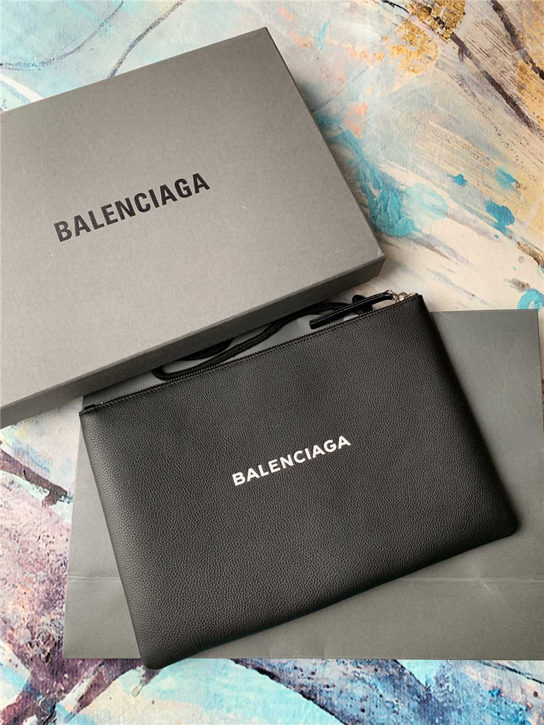 발렌시아가 클러치 라지 신상 B19036-1