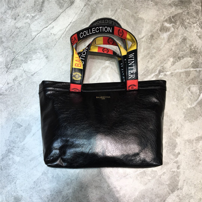 발렌시아가 토트백  B70891-1 신상