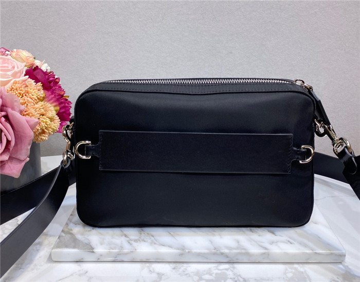 20241231160222/c73d54bf33fab274ec384c8fbf5702f0_1590810931_1389.jpg Array