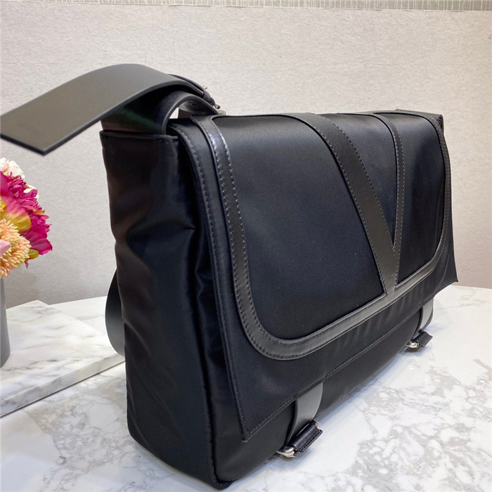 20241231160222/c73d54bf33fab274ec384c8fbf5702f0_1590810963_8617.jpg Array