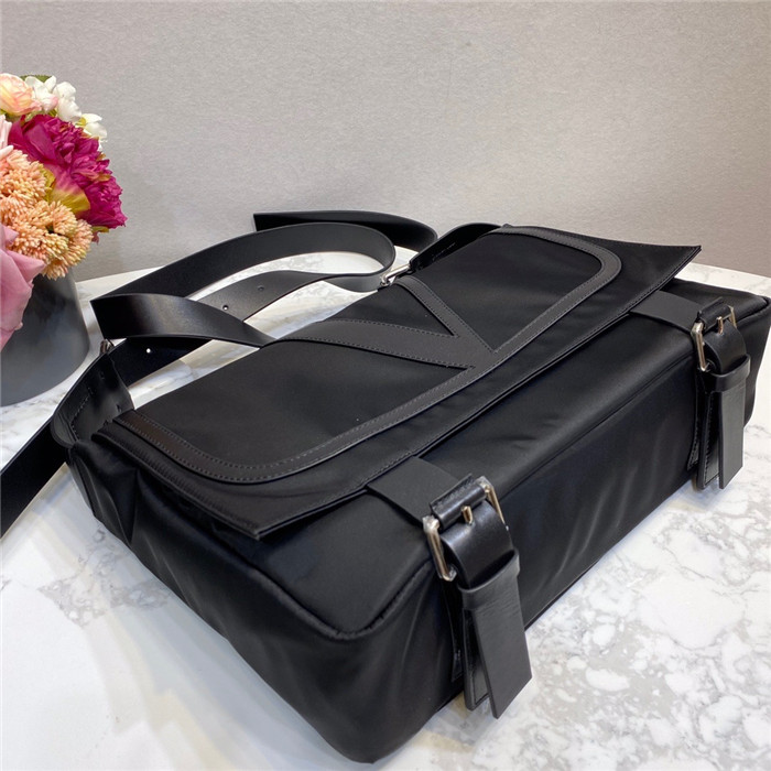 20241231160222/c73d54bf33fab274ec384c8fbf5702f0_1590810972_2079.jpg Array