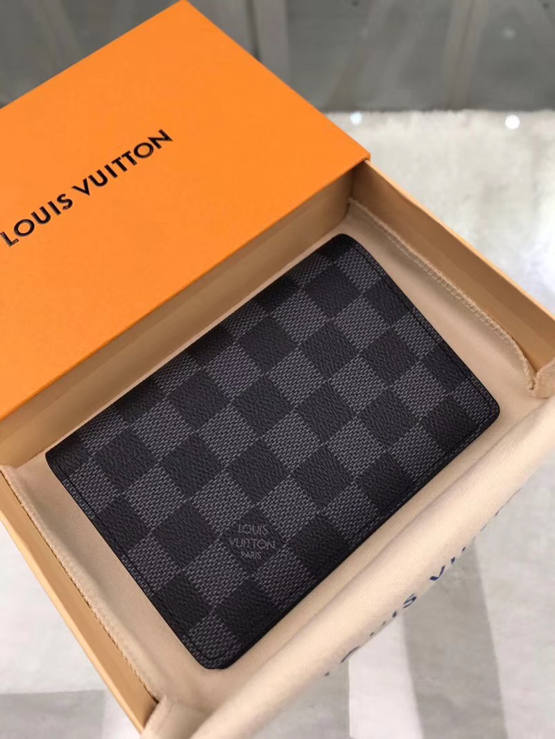  Louis Vuitton 루이비통 여권지갑 N60031
