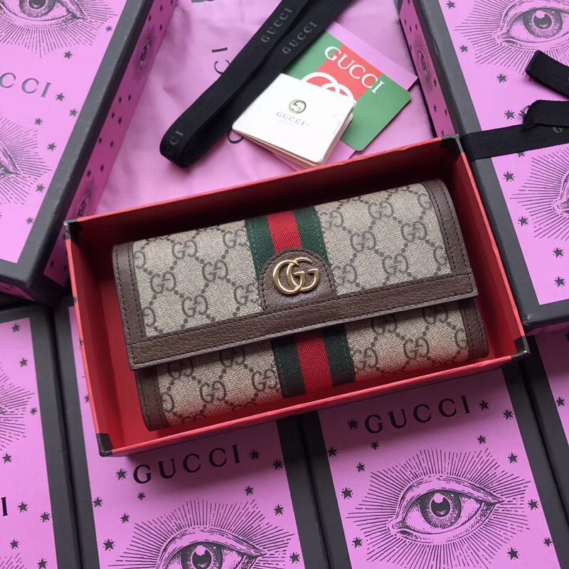 GUCCI 구찌 장지갑  신상 523153