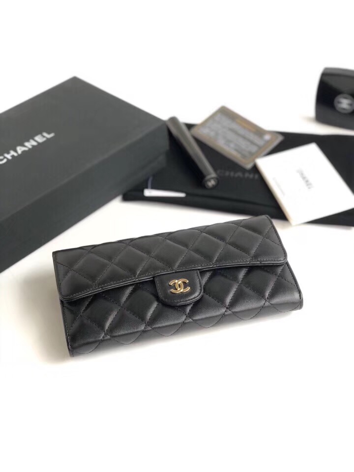 샤넬 장지갑 금장 AS5006