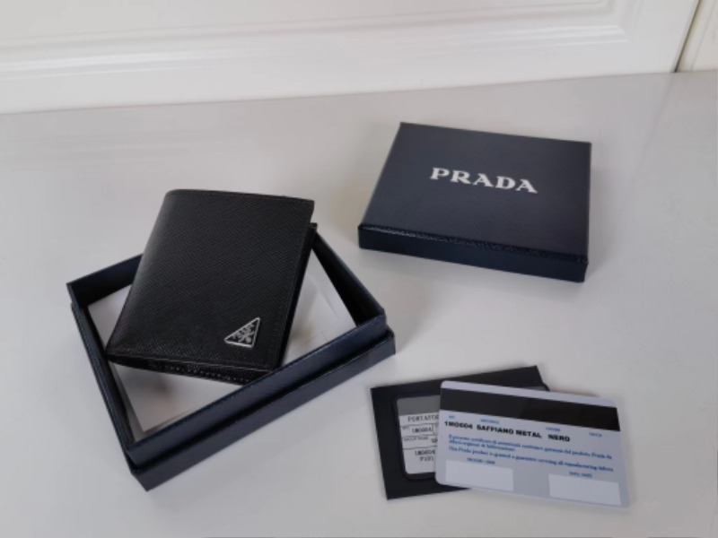 PRADA 프라다 사피아노 가죽 지갑