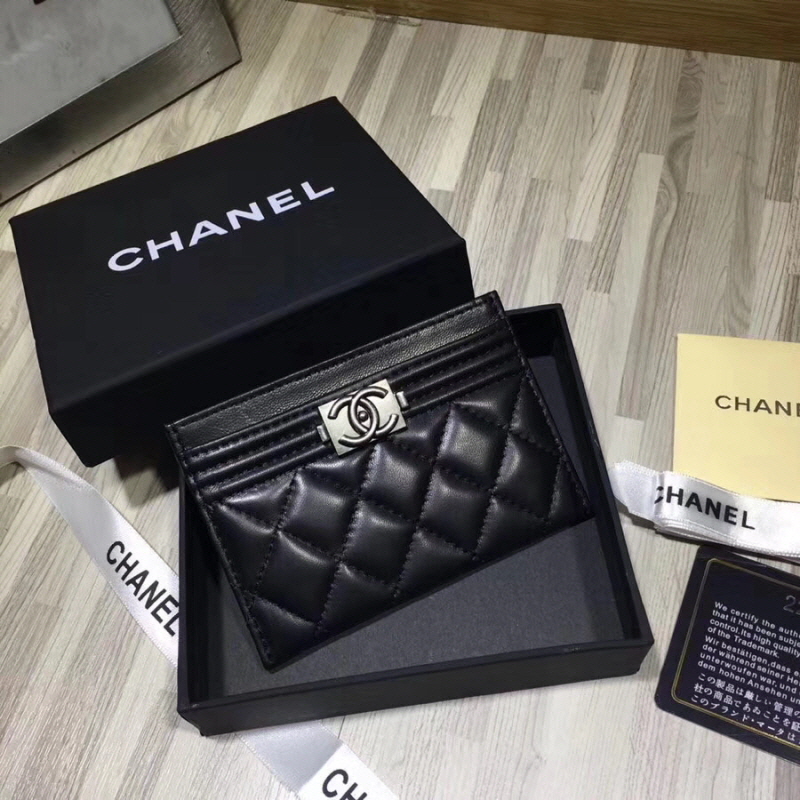 Chanel 2020 여성용 램스킨 보이 카드지갑 블랙금장,은장
