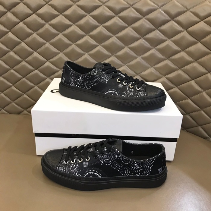 Givenchy 지방시 남성 스니커즈