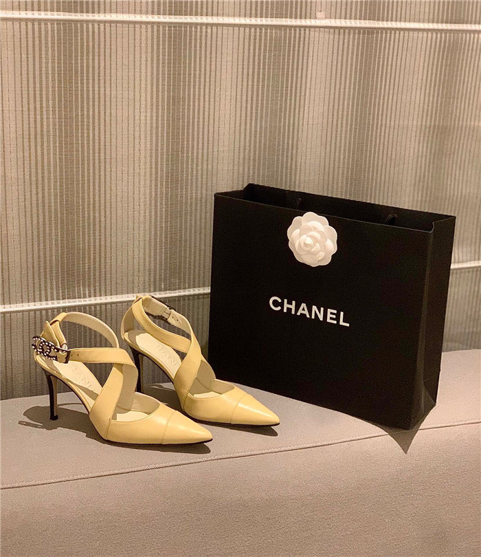 CHANEL 샤넬 여성용 샌들 (힐높이8CM) C69080