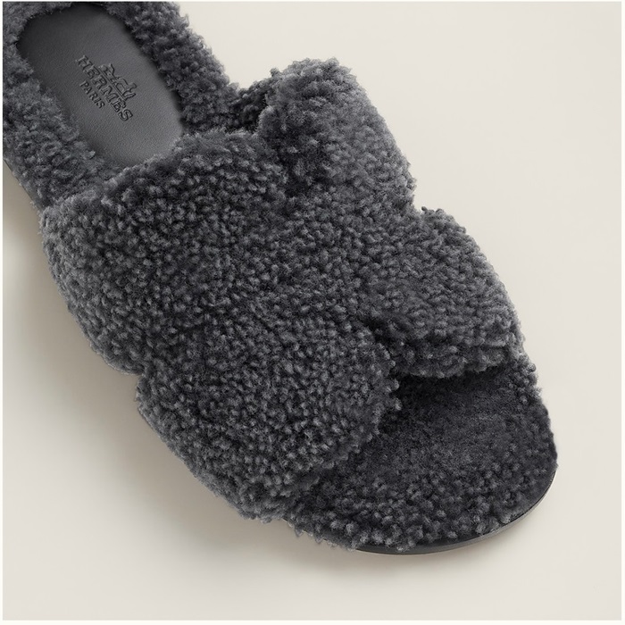 20250101214004/20231129103857_c82e9f01a67b7945f4f846be1fc55e6f_3vbv.jpg Array