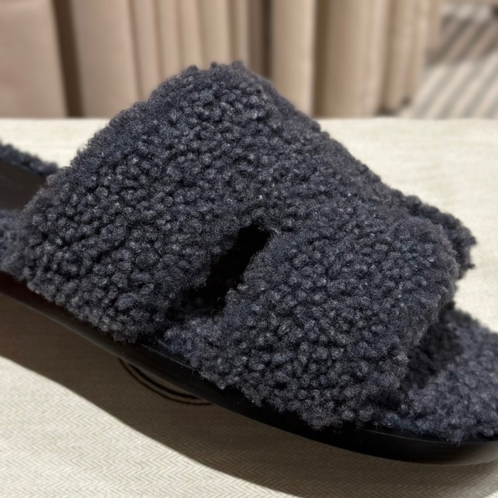 20250101214004/20231129103912_c82e9f01a67b7945f4f846be1fc55e6f_i38r.jpg Array