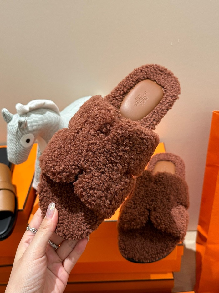 20250101214004/20231129103925_c82e9f01a67b7945f4f846be1fc55e6f_ese0.jpg Array