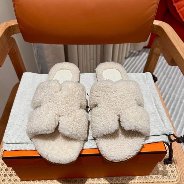 20250101214004/20231129103945_c82e9f01a67b7945f4f846be1fc55e6f_uny0.jpg Array