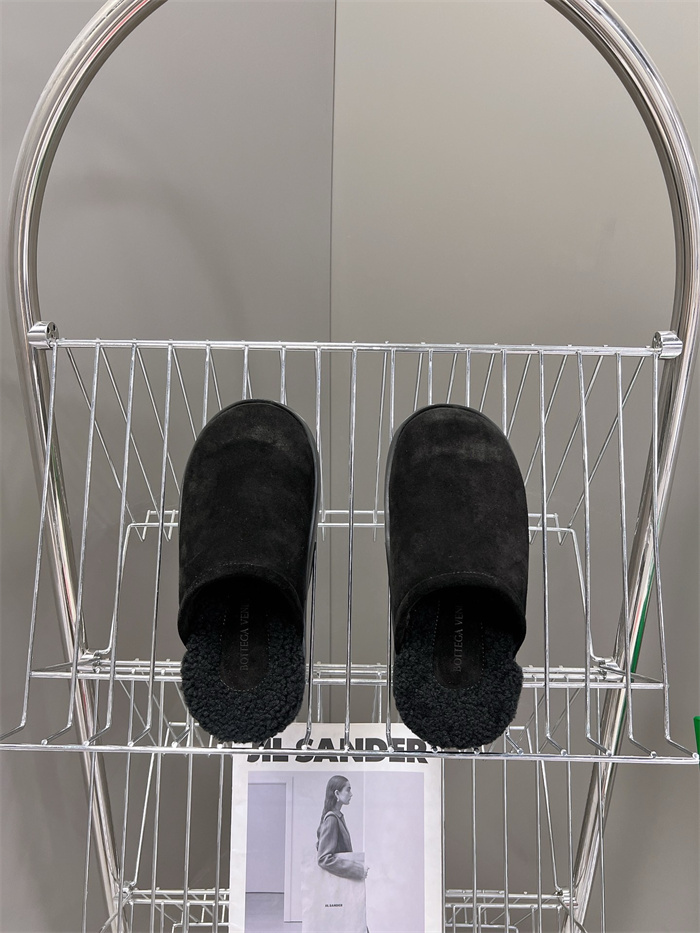 20250101214004/20231129104930_c82e9f01a67b7945f4f846be1fc55e6f_rhe9.jpg Array