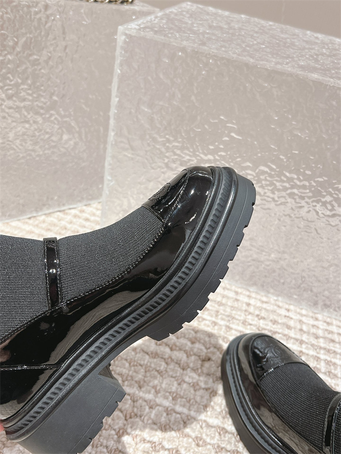 20250101214004/20231129105551_c82e9f01a67b7945f4f846be1fc55e6f_dmcb.jpg Array