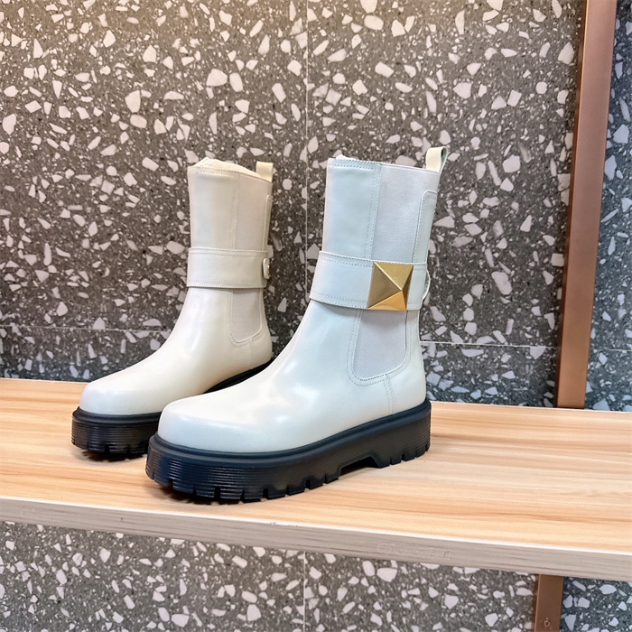 20250101214004/20231129105816_c82e9f01a67b7945f4f846be1fc55e6f_lnvv.jpg Array