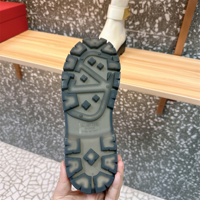 20250101214004/20231129105819_c82e9f01a67b7945f4f846be1fc55e6f_7mgv.jpg Array