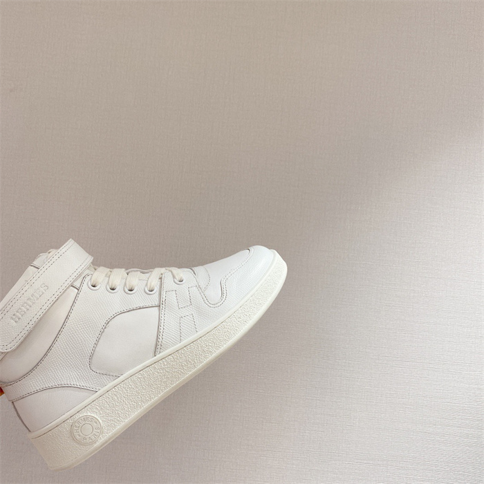 20250101214004/20231129110311_c82e9f01a67b7945f4f846be1fc55e6f_88eh.jpg Array