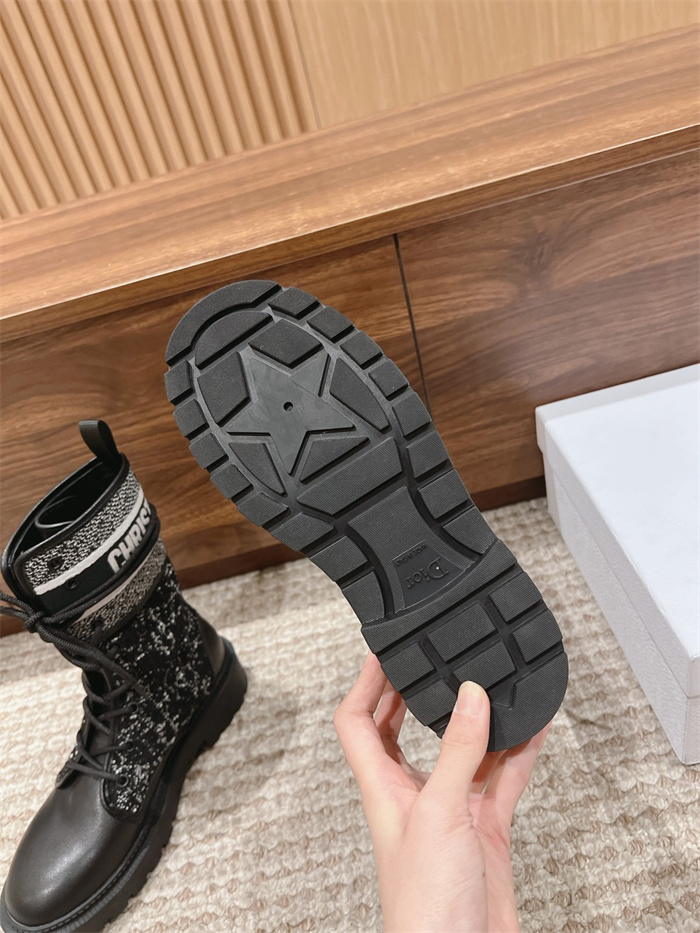 20250101214004/20231129111109_c82e9f01a67b7945f4f846be1fc55e6f_6vga.jpg Array