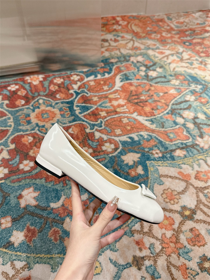 20250101214004/20231130155405_70cd1f11aa018d58ffc6cd26b90d8d84_sbmf.jpg Array