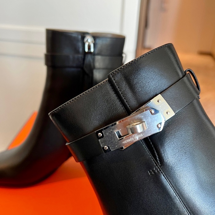 20250101214004/20231130160908_70cd1f11aa018d58ffc6cd26b90d8d84_7qdr.jpg Array