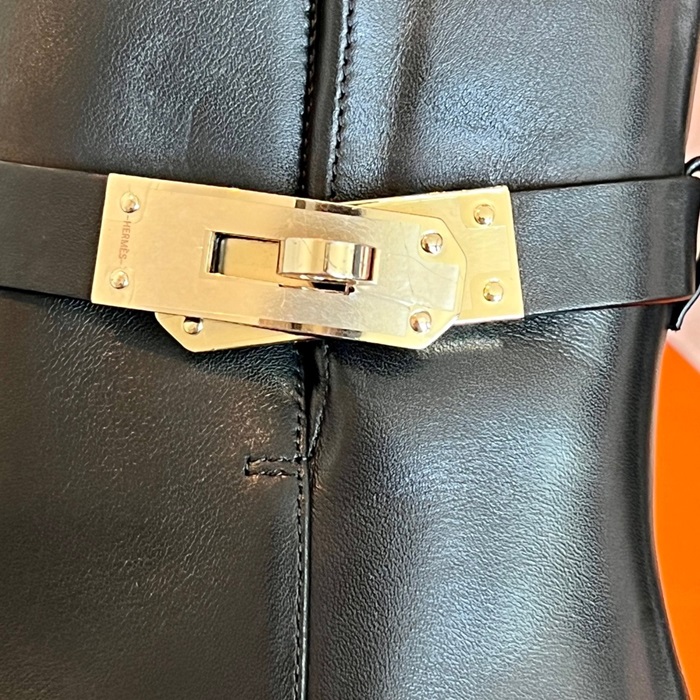 20250101214004/20231130160920_70cd1f11aa018d58ffc6cd26b90d8d84_krc8.jpg Array