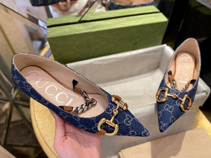 20250101214004/20231130164203_70cd1f11aa018d58ffc6cd26b90d8d84_ksst.jpg Array